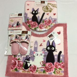 ジブリ(ジブリ)の新品✨魔女の宅急便　トイレ4点セット(トイレマット)