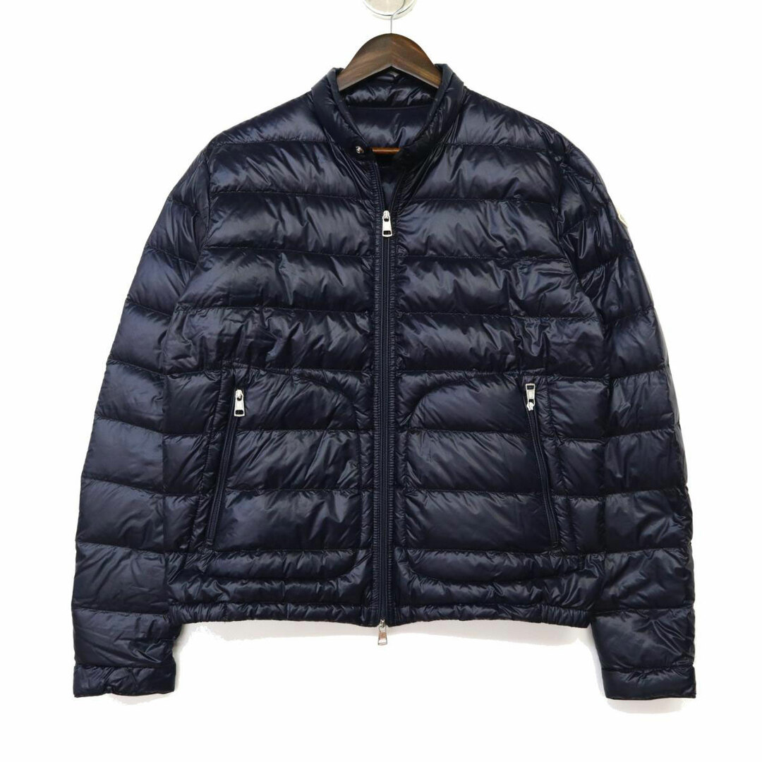 モンクレール ACORUS アコルス ダウンジャケット ロゴ ワッペン ライトダウン 41354 99 53029 メンズ ネイビー MONCLER  【アパレル・小物】