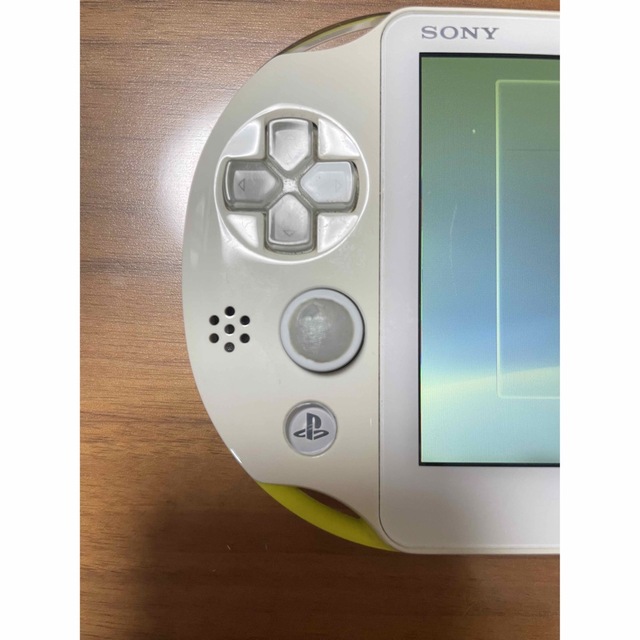 SONY(ソニー)のPlayStation®Vita エンタメ/ホビーのゲームソフト/ゲーム機本体(携帯用ゲーム機本体)の商品写真