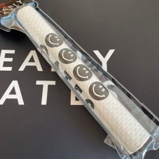 パーリーゲイツ(PEARLY GATES)の新品 パーリーゲイツ パターグリップ ニコ柄  細グリップ★白(その他)