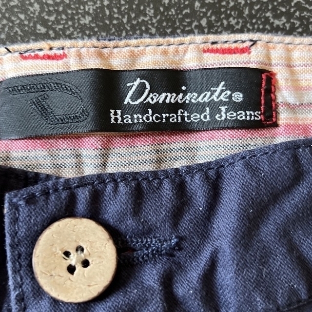 DOMINATE(ドミネイト)のDominate Handcrafted Jeans ハーフパンツ　サイズXL メンズのパンツ(その他)の商品写真