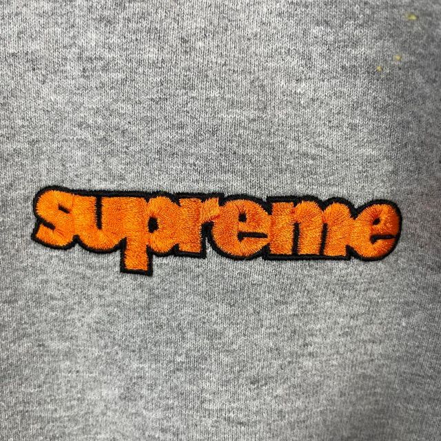完売品 入手困難 supreme トレーナー スウェット 刺繍ロゴ ワン