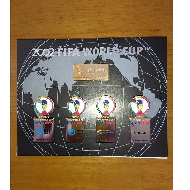 NTTdocomo(エヌティティドコモ)のサッカーワールドカップ 2002 ピンバッチ スポーツ/アウトドアのサッカー/フットサル(記念品/関連グッズ)の商品写真