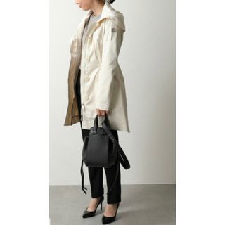 モンクレール完売コートmoncler therow maxmara chanel
