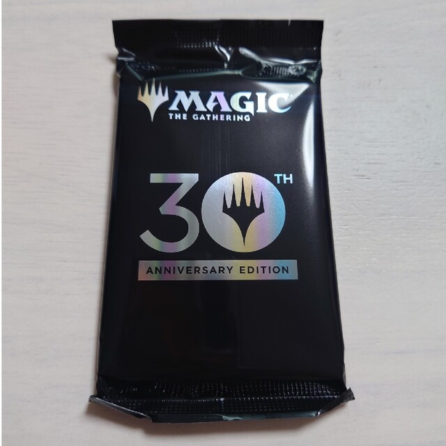 マジック：ザ・ギャザリング(マジックザギャザリング)のMTG 30th anniversary edition 1パック 未開封 新品 エンタメ/ホビーのトレーディングカード(Box/デッキ/パック)の商品写真