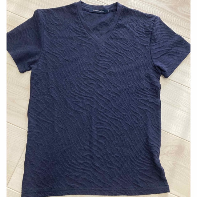 (NEVER)Acquiesce(ネバーアクイース)のメンズ　Tシャツ メンズのトップス(Tシャツ/カットソー(半袖/袖なし))の商品写真