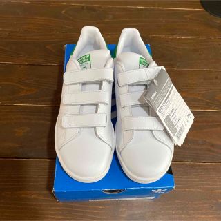 adidas - ♢﻿adidasスタンスミ20cmの通販 by __mrsm__｜アディダスなら ...