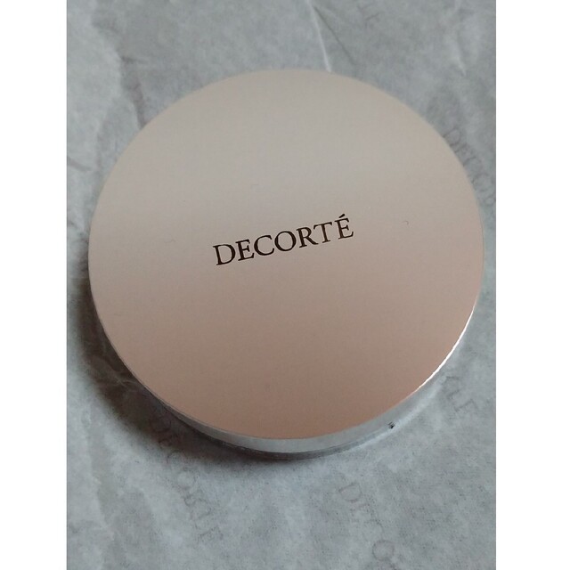 COSME DECORTE(コスメデコルテ)のコスメデコルテ☆フェイスパウダー02nude beige携帯用ミニサイズ☆未開封 コスメ/美容のベースメイク/化粧品(フェイスパウダー)の商品写真