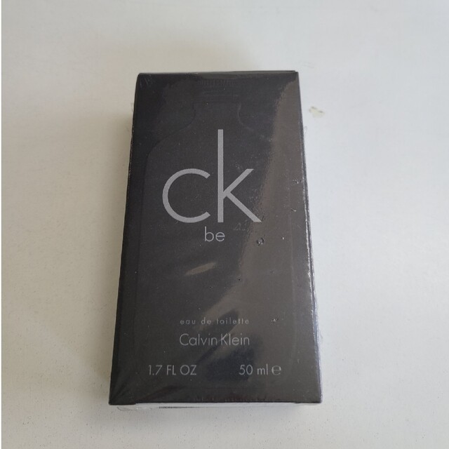 Calvin Klein(カルバンクライン)の新品未開封カルバンクラインシーケービーCK be50ml コスメ/美容の香水(香水(男性用))の商品写真