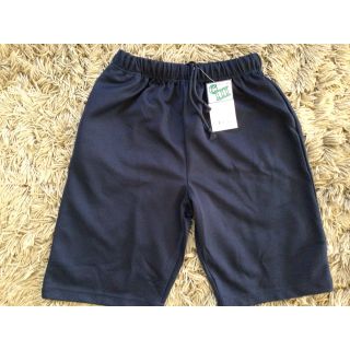 体操服　ハーフパンツ　１６０cm  吸汗速乾(その他)