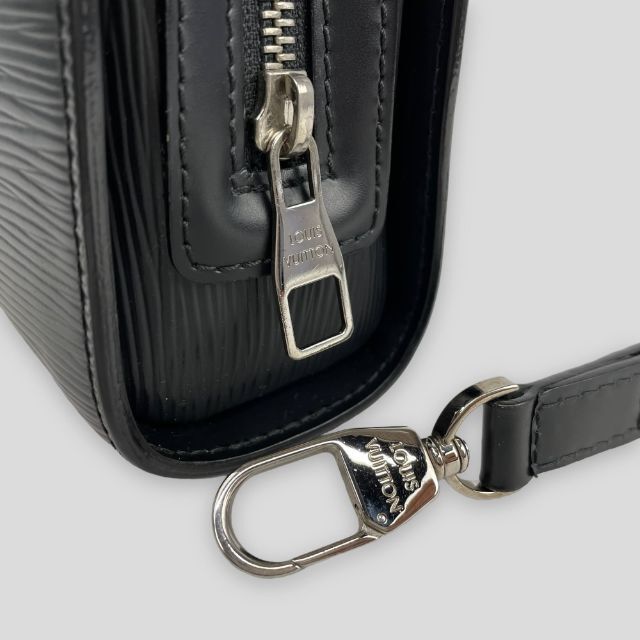 LOUIS VUITTON - □ルイ ヴィトン□ エピ オシュ セカンドバッグ