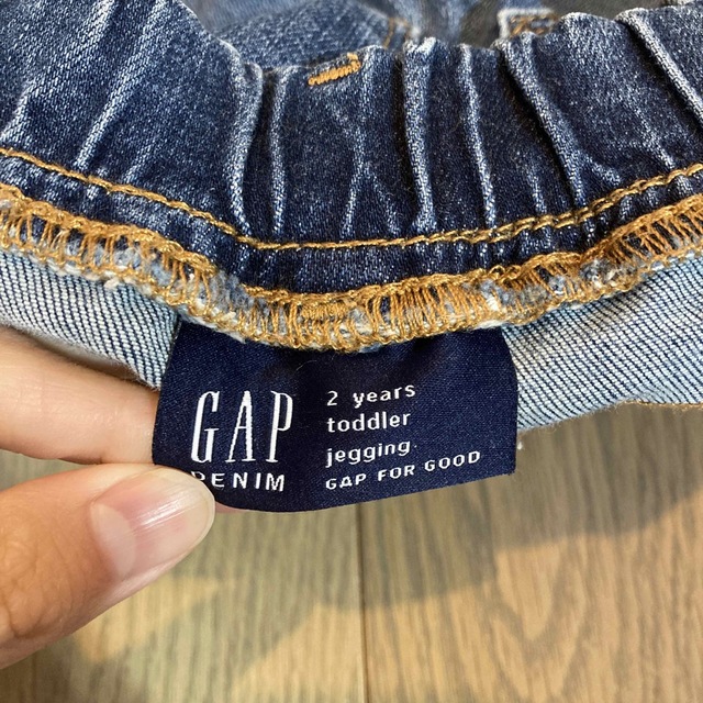 GAP Kids(ギャップキッズ)のGAP キッズ　デニム キッズ/ベビー/マタニティのキッズ服男の子用(90cm~)(パンツ/スパッツ)の商品写真