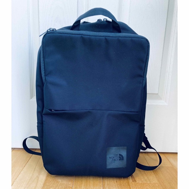 美品★ THE NORTH FACE SHUTTLE DAYPACK リュック