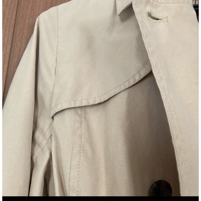 トレンチコート　Sサイズ　ベージュイエロー レディースのジャケット/アウター(トレンチコート)の商品写真