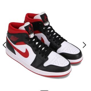 ジョーダン(Jordan Brand（NIKE）)の未使用タグ付　ナイキNIKE AIR JORDAN 1 MID　ハイカット(スニーカー)