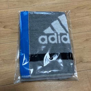 アディダス(adidas)の新品☆アディダスハンドタオル(ハンカチ/ポケットチーフ)