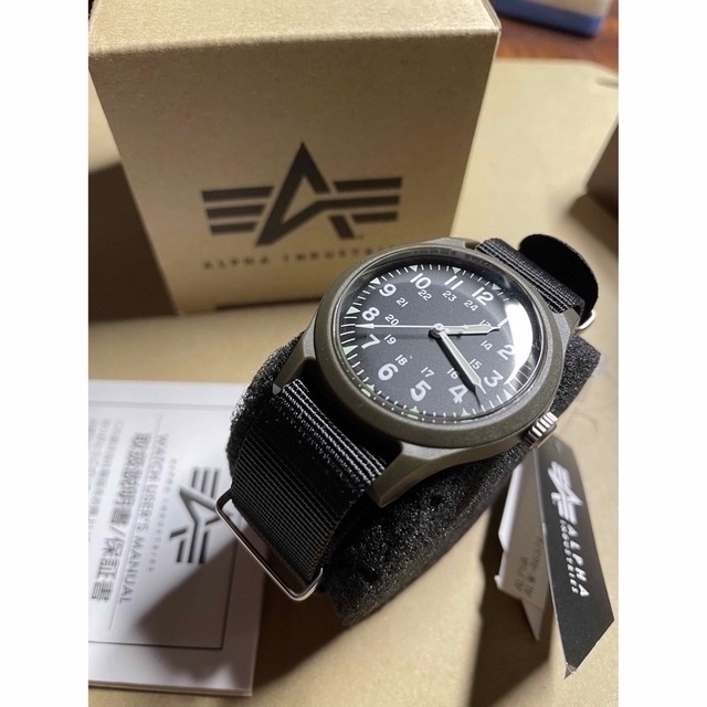ALPHA INDUSTRIES(アルファインダストリーズ)のアルファインダストリーズ　ベトナムウォッチ　オリーブ メンズの時計(腕時計(アナログ))の商品写真