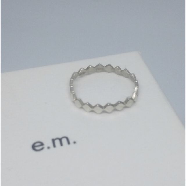 e.m シルバー　ギザギザ　ピンキーリング レディースのアクセサリー(リング(指輪))の商品写真