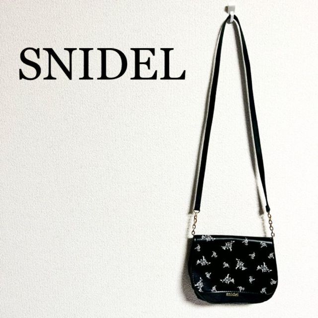 SNIDEL(スナイデル)のSNIDEL スナイデル　レディース　ショルダーバッグ レディースのバッグ(ショルダーバッグ)の商品写真