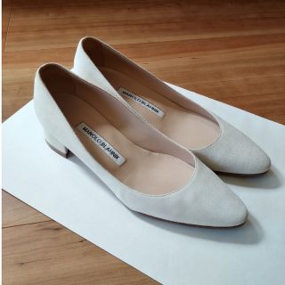 MANOLO BLAHNIK リストニー　パテント　ホワイト