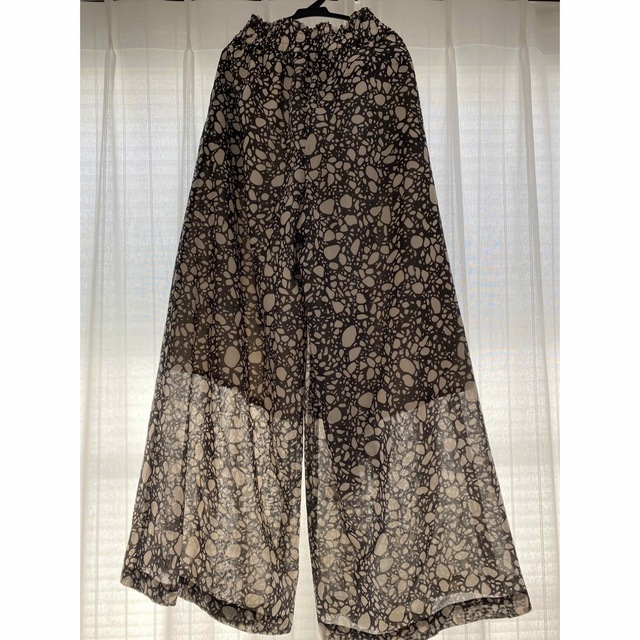 HYKE(ハイク)のHYKE W/P PEBBLE PRINTED WIDE LEG PANTS レディースのパンツ(その他)の商品写真