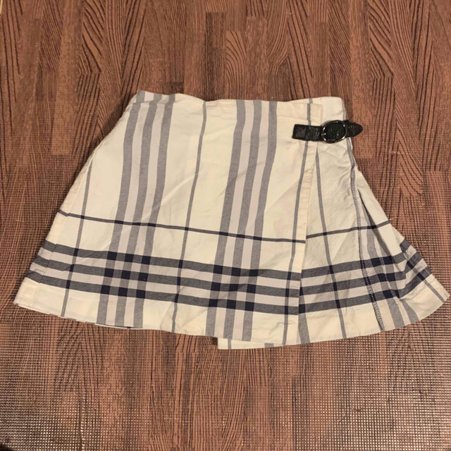 BURBERRY(バーバリー)のバーバリー　Burberry 巻きスカート キッズ/ベビー/マタニティのベビー服(~85cm)(スカート)の商品写真