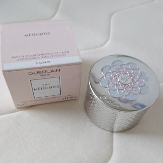 ゲラン(GUERLAIN)のゲラン メテオリット ビーユ 3(フェイスパウダー)