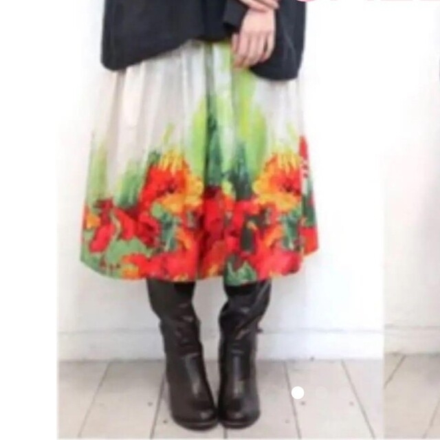 オシャレウォーカー  Switch  スカート レディースのスカート(ひざ丈スカート)の商品写真