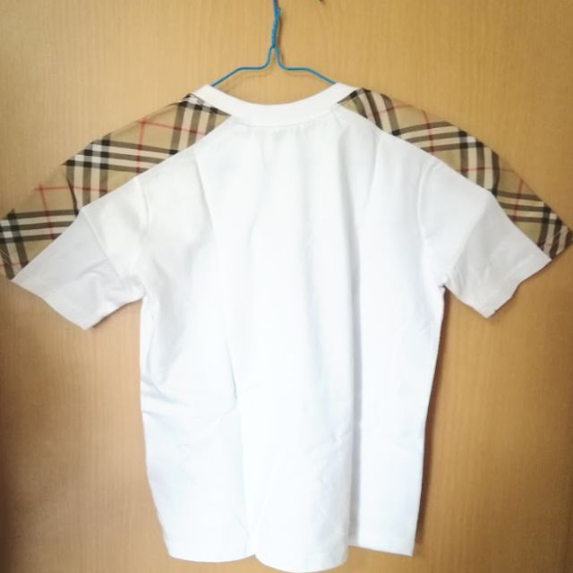 BURBERRY(バーバリー)の●新品/正規品● BURBERRY 肩 ヴィンテージ チェック Tシャツ レディースのトップス(Tシャツ(半袖/袖なし))の商品写真