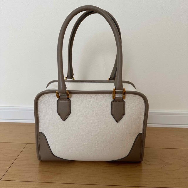 J&M DAVIDSON - J&M DAVIDSON 別注 MIA CUBE 新品の通販 by ダリア's