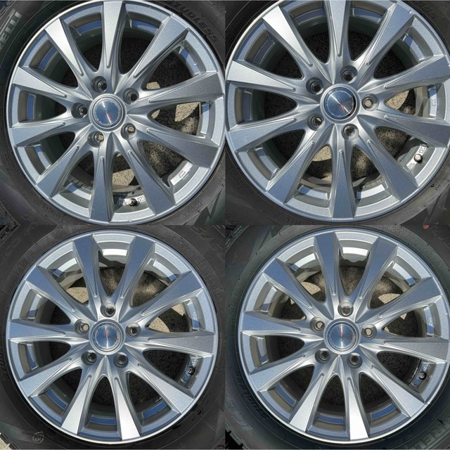新型ヴェゼル 215/60R16 95Qスタッドレスタイヤホイール付 4本セット