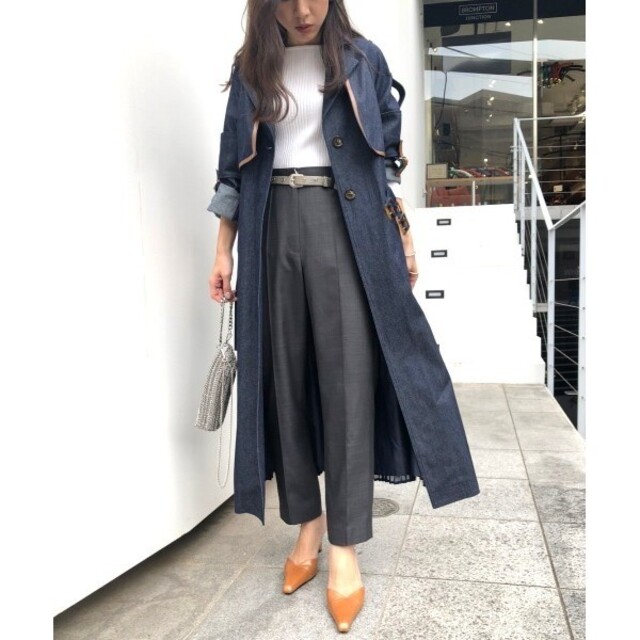 Ameri VINTAGE(アメリヴィンテージ)のROLL-UP SLEEVE PLEATS TRENCH COAT レディースのジャケット/アウター(トレンチコート)の商品写真