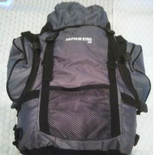 キャプテンスタッグ(CAPTAIN STAG)のトレッキングザック FEEL BOSSCO 35L グレー M9847(登山用品)