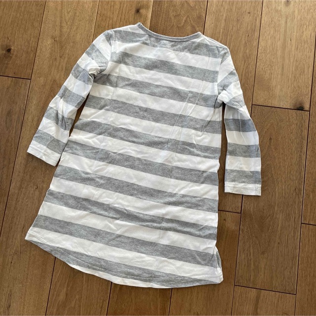 ベルメゾン(ベルメゾン)のミッキー　Tシャツワンピ　110 キッズ/ベビー/マタニティのキッズ服女の子用(90cm~)(ワンピース)の商品写真