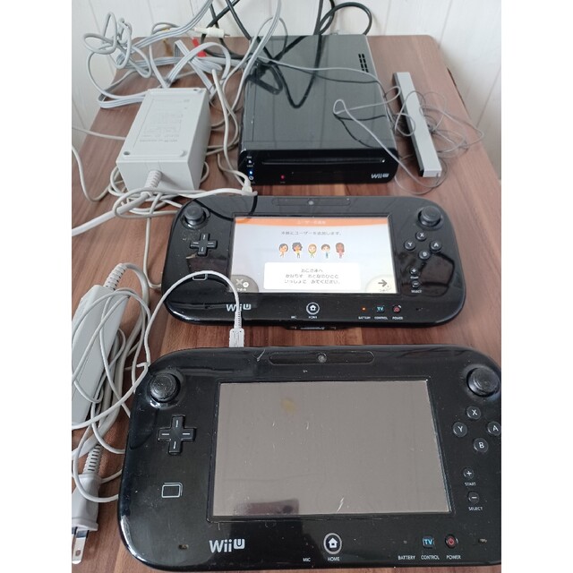 Wii U - WiiU本体32G本体 WiiU Pad 黒色 その他の付属品まとめ売り
