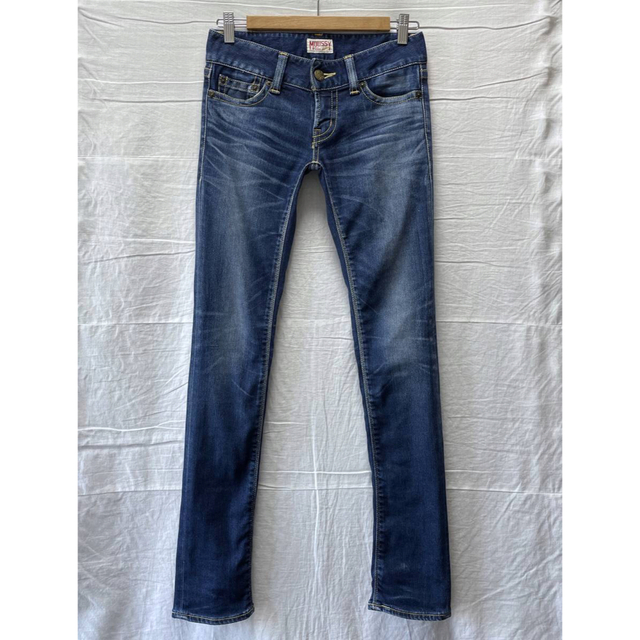 MOUSSY マウジー ストレッチ スキニー パウダーデニム w25 MOUSSY マウジー ストレッチ スキニー パウダーデニム w25