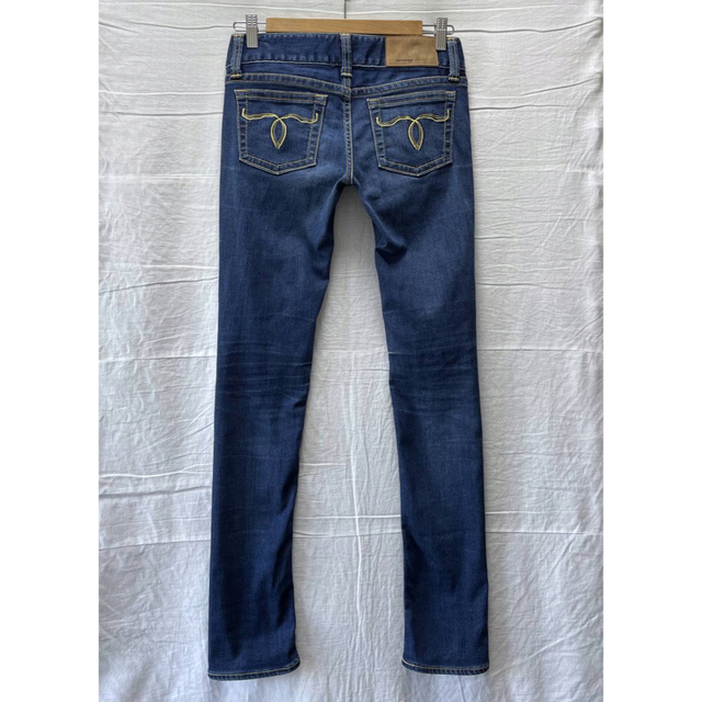MOUSSY マウジー ストレッチ スキニー パウダーデニム w25 MOUSSY マウジー ストレッチ スキニー パウダーデニム w25