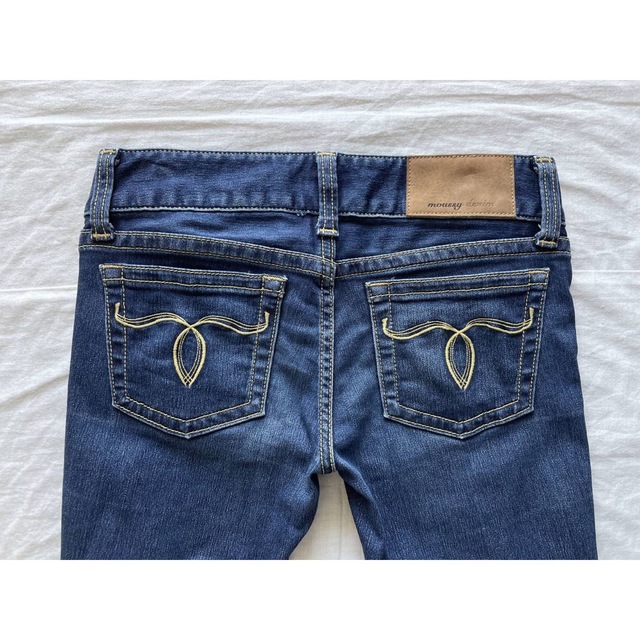 MOUSSY マウジー ストレッチ スキニー パウダーデニム w25 MOUSSY マウジー ストレッチ スキニー パウダーデニム w25