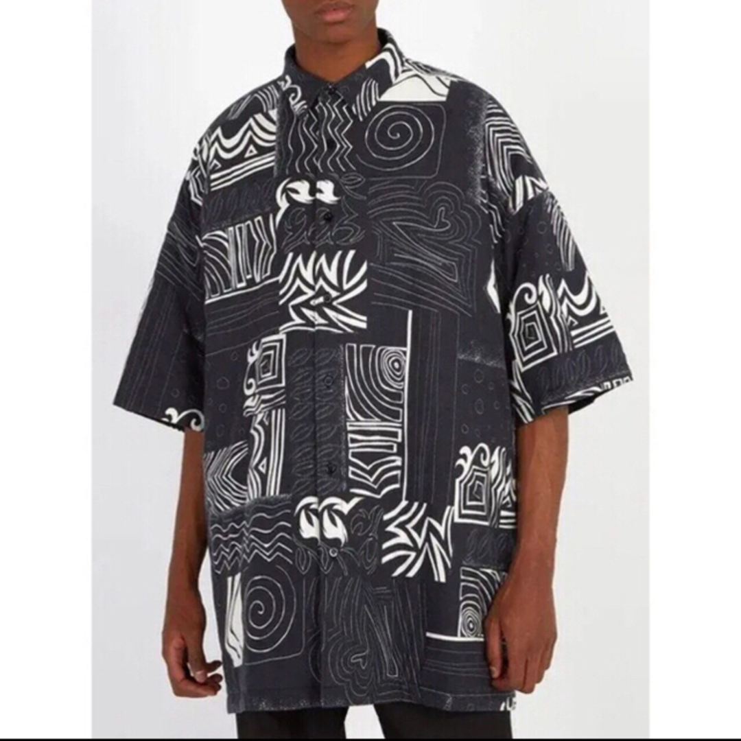 Balenciaga(バレンシアガ)のBALENCIAGA Oversized Padded Shirt  メンズのトップス(シャツ)の商品写真