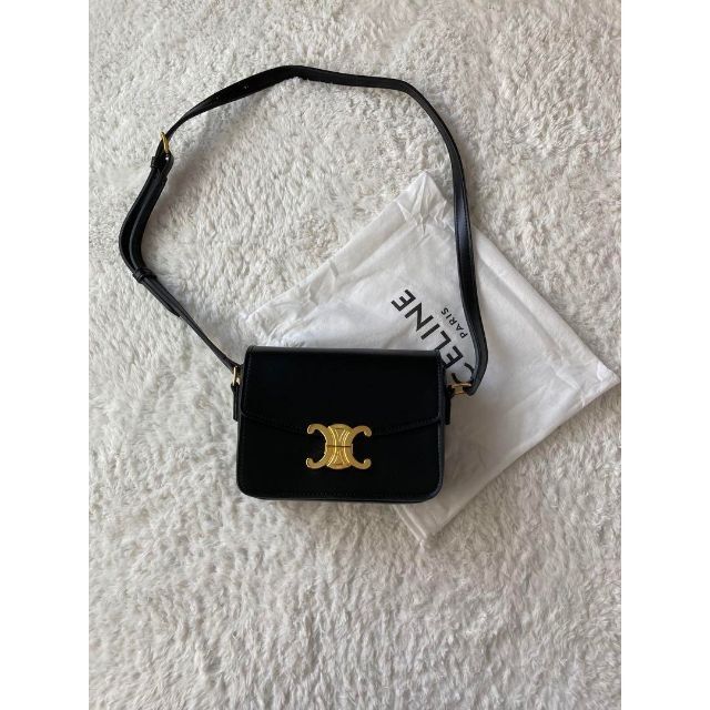 2022年最新春物 《超美品》CELINE(セリーヌ)ショルダーバッグ