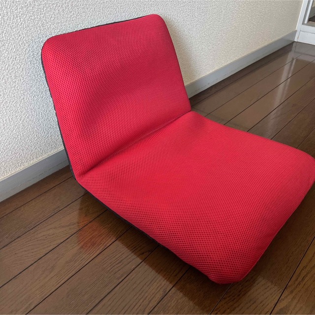 座椅子　赤