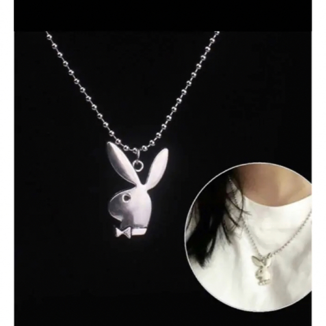 PLAYBOY(プレイボーイ)のプレイボーイ・新品・ペンダントネックレス レディースのアクセサリー(ネックレス)の商品写真