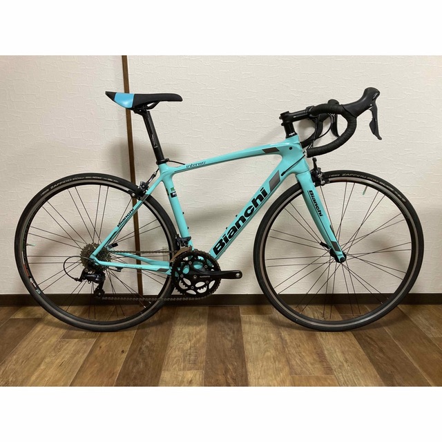 2×9SタイヤBIANCHI ビアンキ INTENSO sora カーボンロードバイク