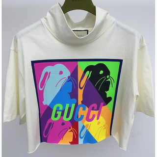 Gucci - 《GUCCI》 バニー プリント コットン ハイネック Tシャツの