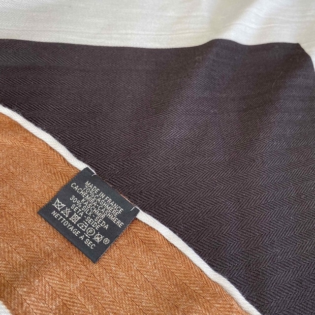 大判スカーフ ストール 140サイズ カシミヤ シルク カシシル レディースのファッション小物(バンダナ/スカーフ)の商品写真