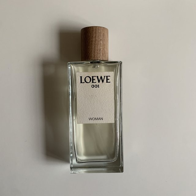 LOEWE(ロエベ)のロエベ001 香水　 コスメ/美容の香水(香水(女性用))の商品写真