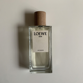 ロエベ(LOEWE)のロエベ001 香水　(香水(女性用))