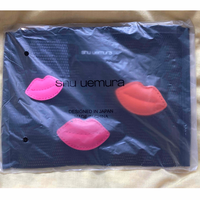 shu uemura(シュウウエムラ)のシュウウエムラポーチ コスメ/美容のコスメ/美容 その他(その他)の商品写真