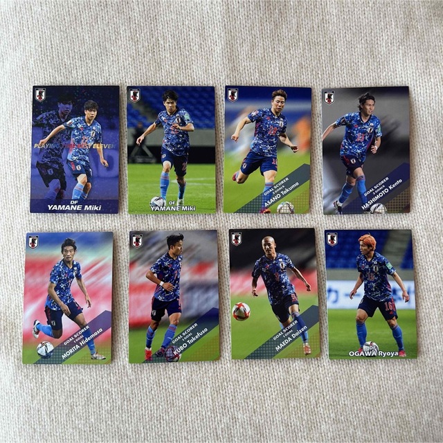 サッカー カード 24枚セット スポーツ/アウトドアのサッカー/フットサル(記念品/関連グッズ)の商品写真