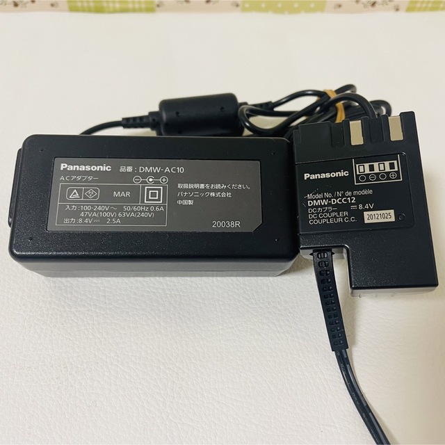 Panasonic(パナソニック)のPanasonic DMW-AC10、DMW-DCC12 スマホ/家電/カメラのスマートフォン/携帯電話(バッテリー/充電器)の商品写真